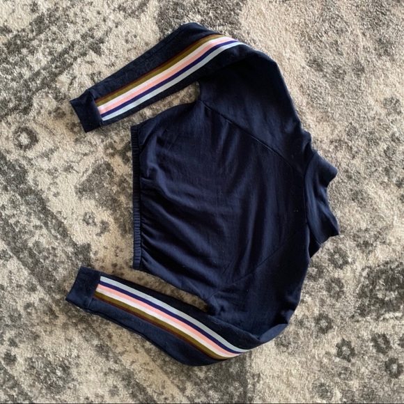 Multicolor Navy Cropped Half Zip - Picture 4 of 4